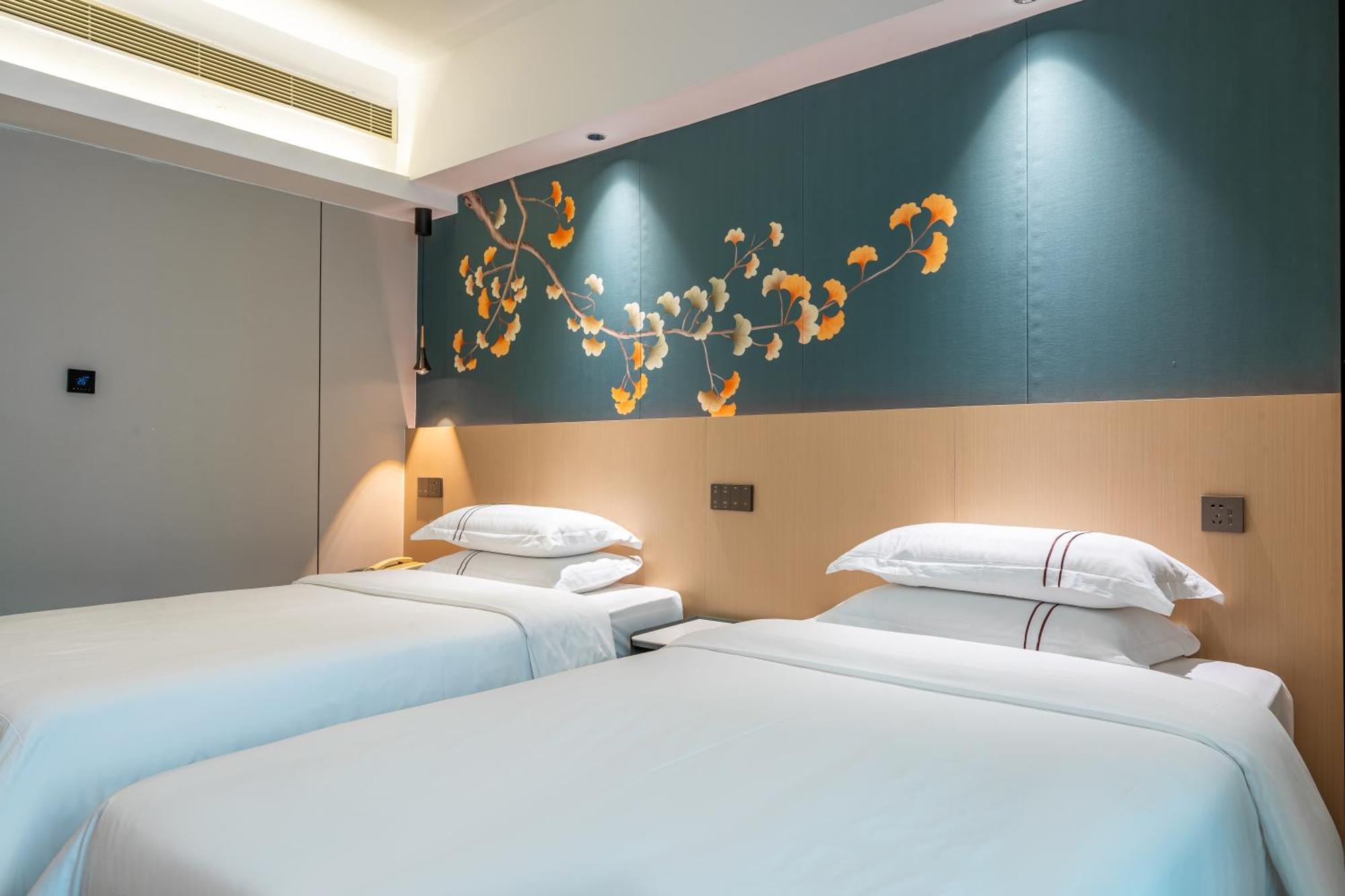 Waifiden Hotel -Former Tokai Hotel - Xiaobei Metro Station - During The Canton Fair, There Will Be Shuttle Buses For Transportation Back And Forth Экстерьер фото