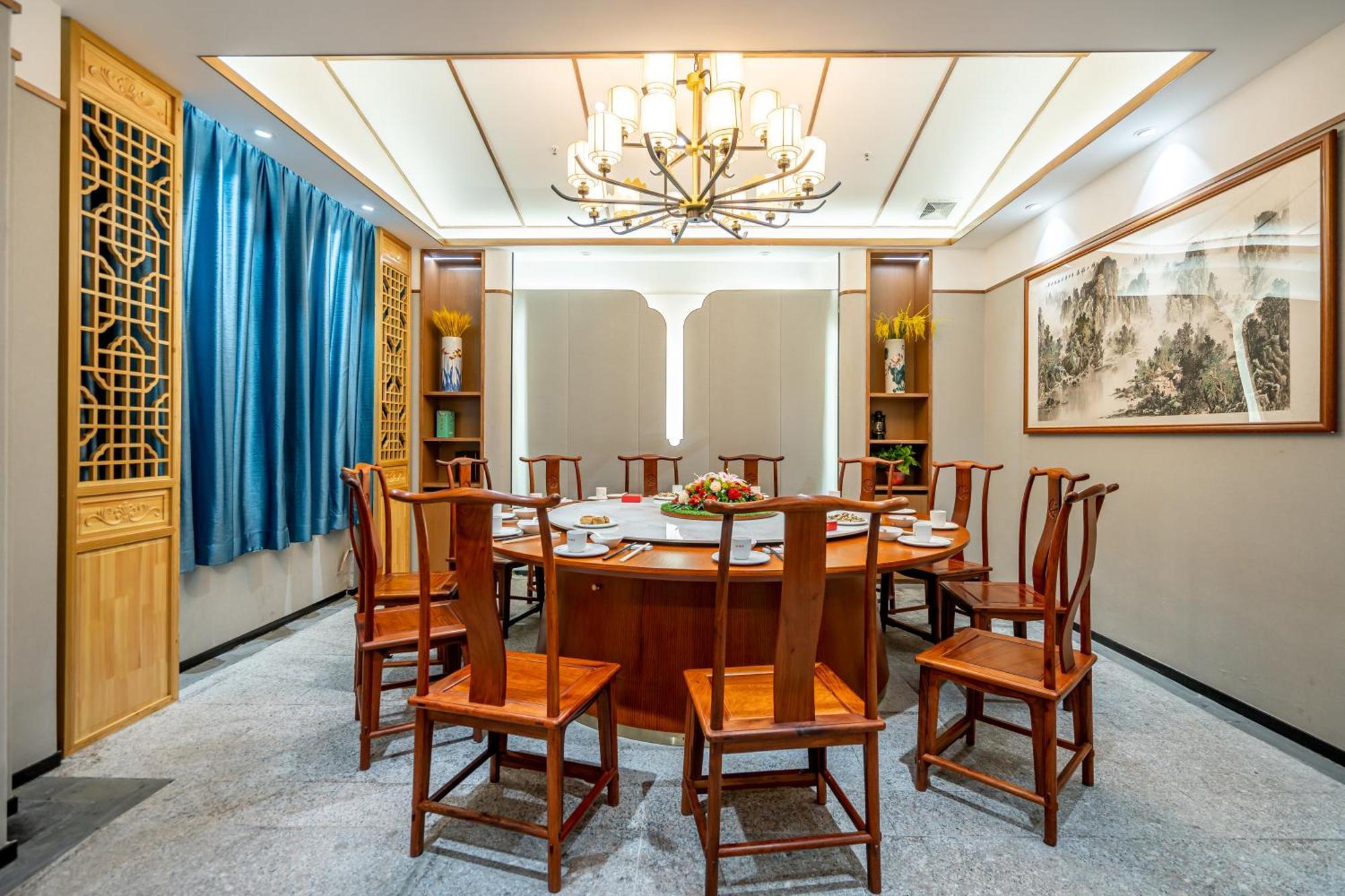 Waifiden Hotel -Former Tokai Hotel - Xiaobei Metro Station - During The Canton Fair, There Will Be Shuttle Buses For Transportation Back And Forth Экстерьер фото