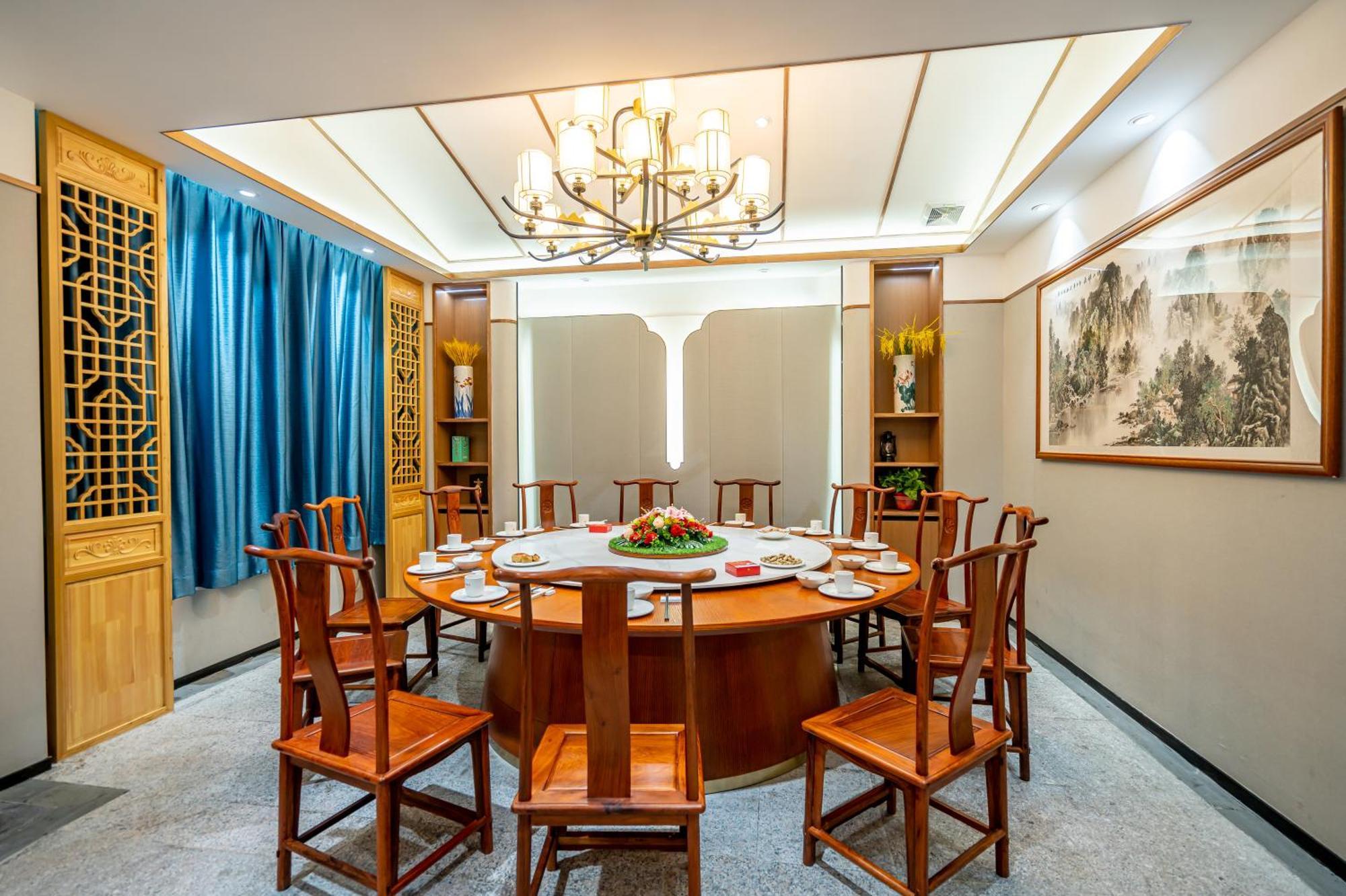Waifiden Hotel -Former Tokai Hotel - Xiaobei Metro Station - During The Canton Fair, There Will Be Shuttle Buses For Transportation Back And Forth Экстерьер фото